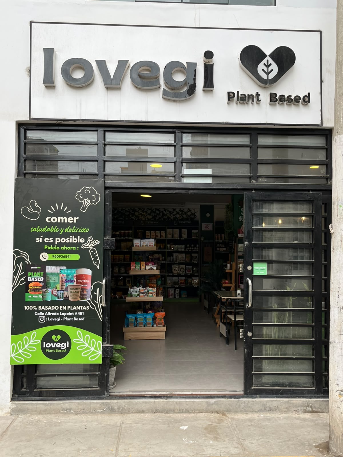 Fachada de la tienda LOVEGI Plant Based en Calle Alfredo Lapoint 481, Chiclayo